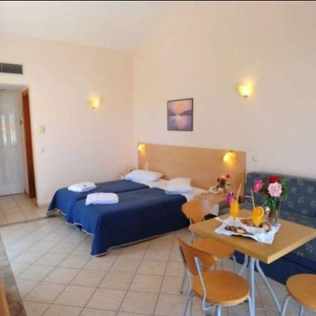 Thinalos Aparthotel Acharavi  Luaran gambar