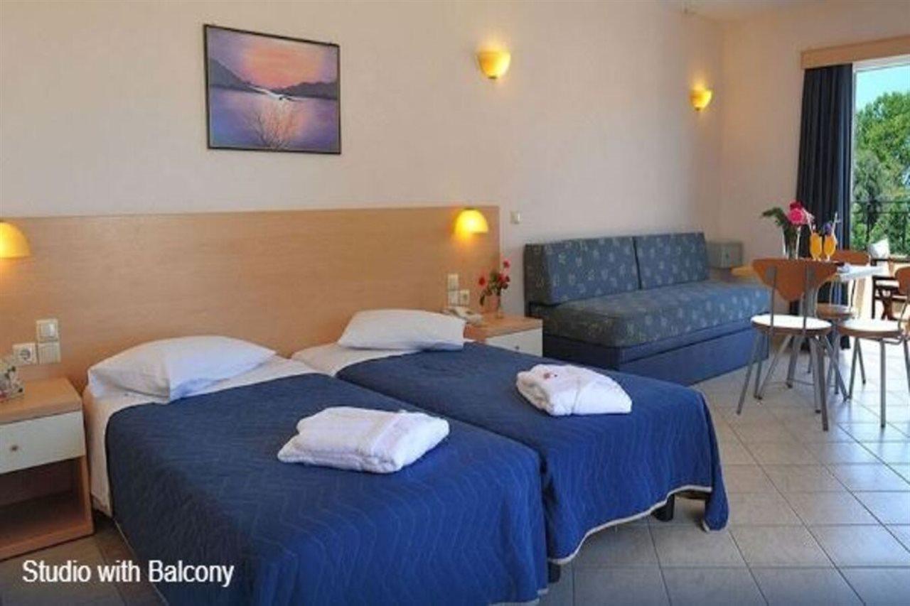 Thinalos Aparthotel Acharavi  Luaran gambar