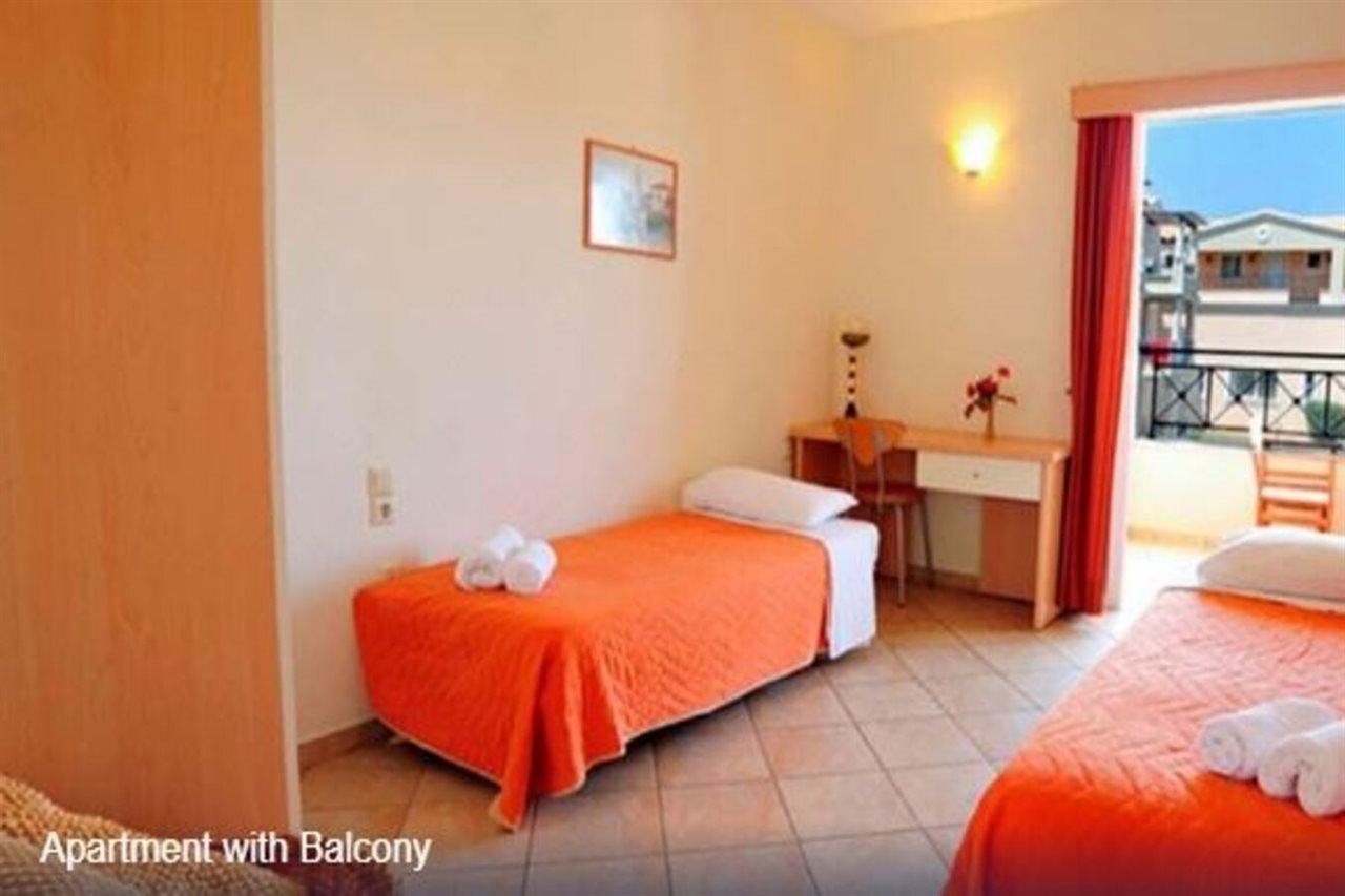 Thinalos Aparthotel Acharavi  Luaran gambar