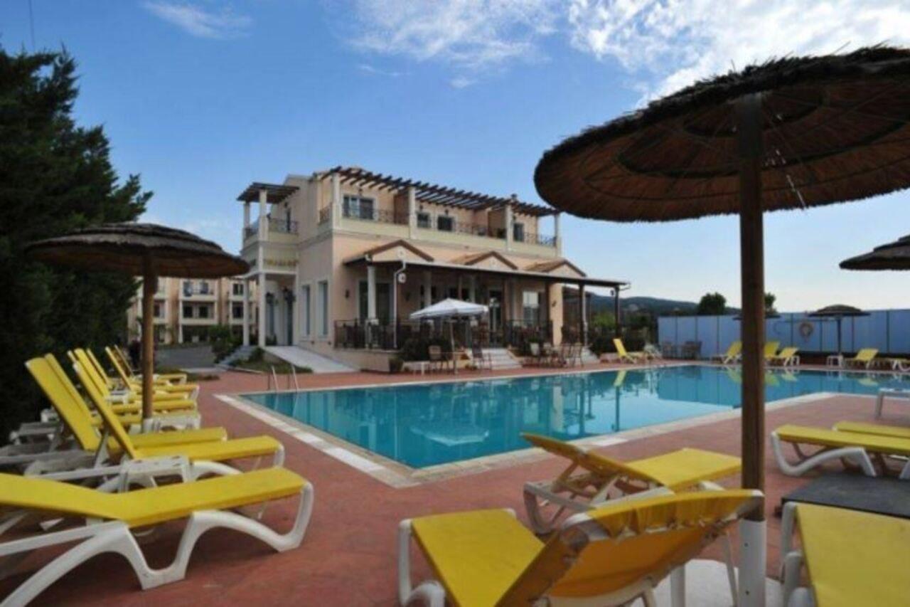 Thinalos Aparthotel Acharavi  Luaran gambar