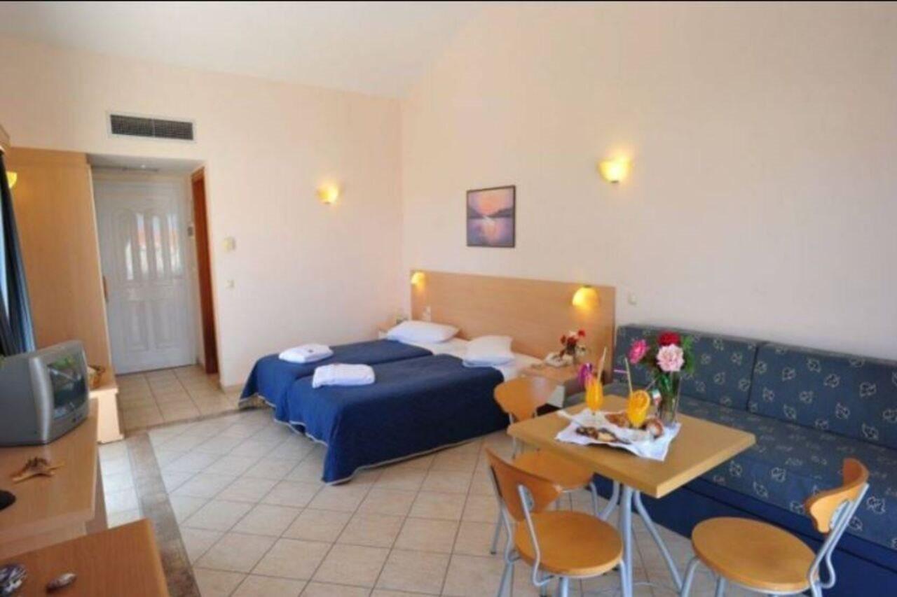 Thinalos Aparthotel Acharavi  Luaran gambar