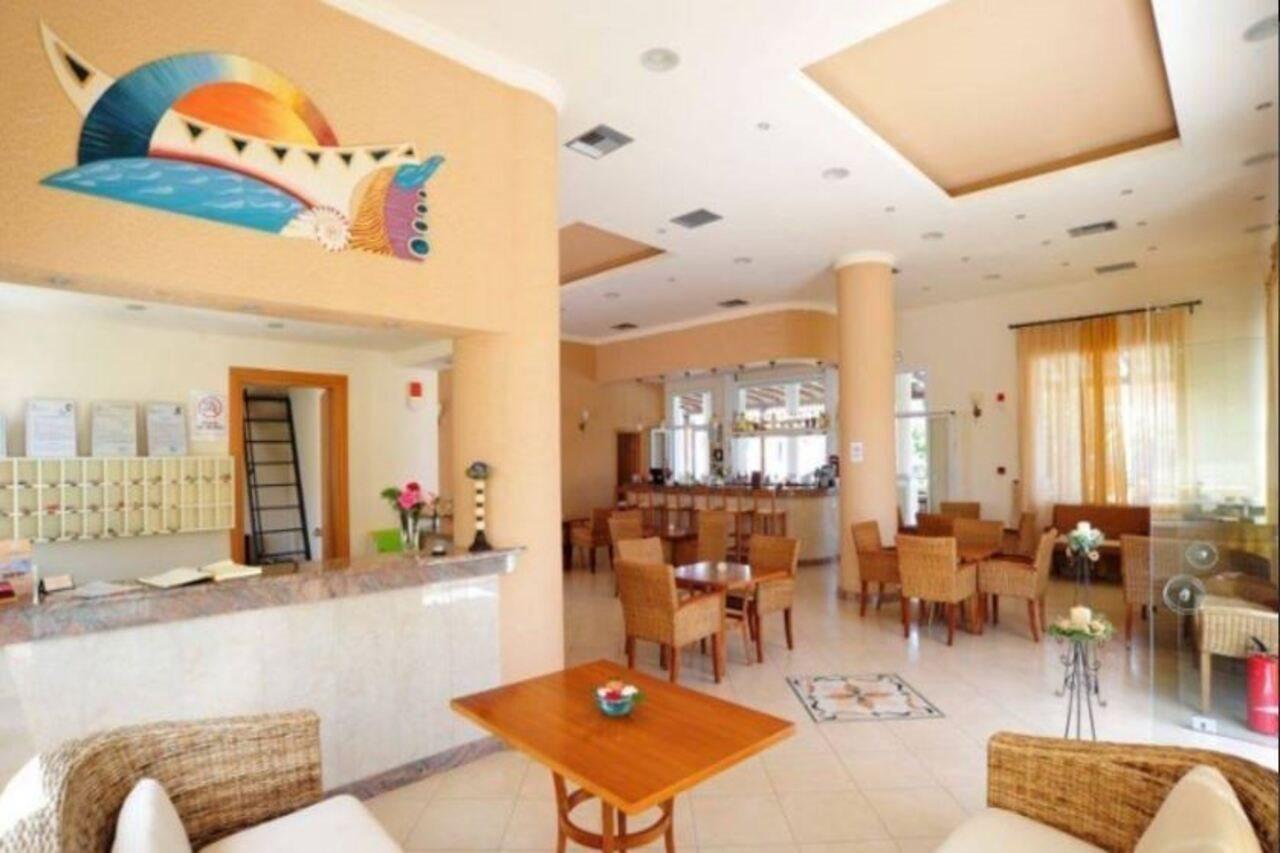 Thinalos Aparthotel Acharavi  Luaran gambar
